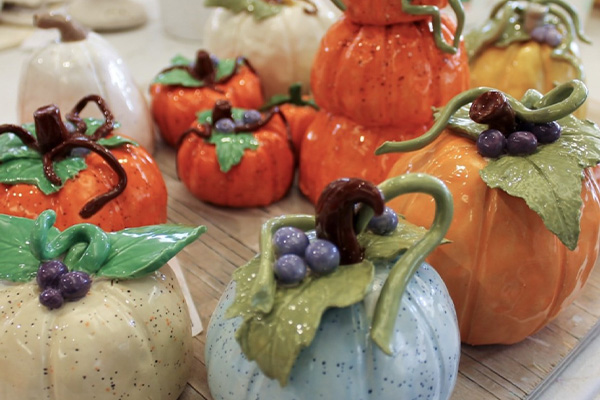 Pinch Pot Pumpkins