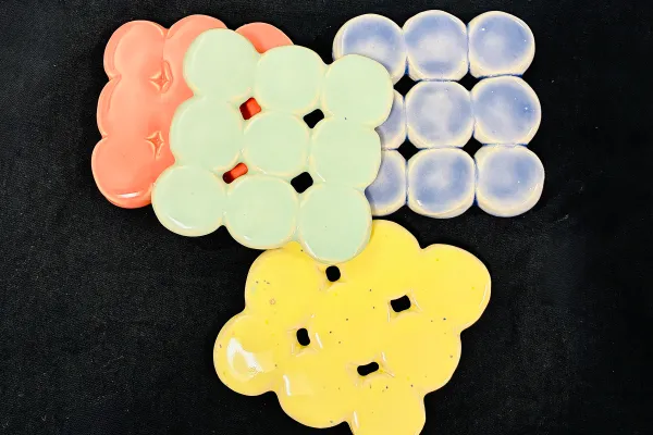 dot coaster set
